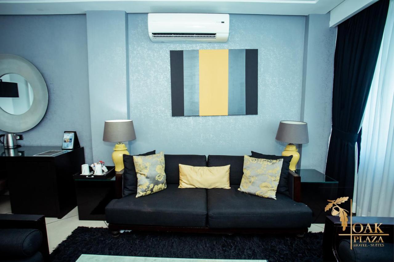 Oak Plaza Hotels East Airport Άκρα Εξωτερικό φωτογραφία